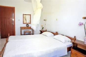 Debby Aparthotel