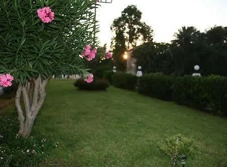 Debby Ξενοδοχείο με διαμερίσματα